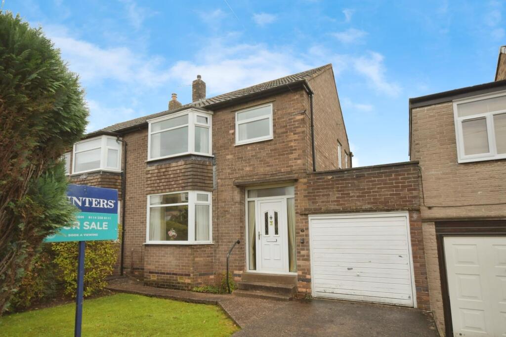 3-bed semi-detached on Wollaton Avenue, Bradway, Sheffield, S17 4LA, £300,000