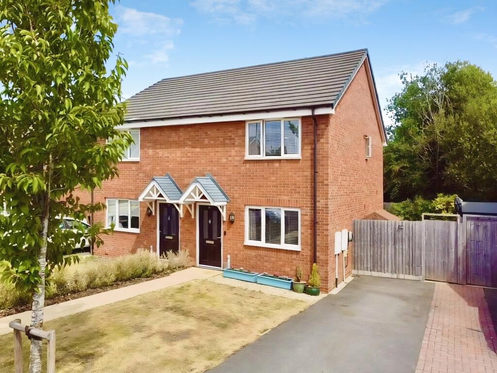 Main image of property: Donald Cobley Close, Hinckley, Leicestershire, LE10
