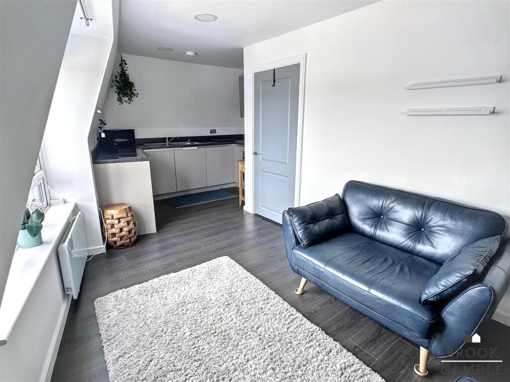 Gildredge Road, Eastbourne - View 4