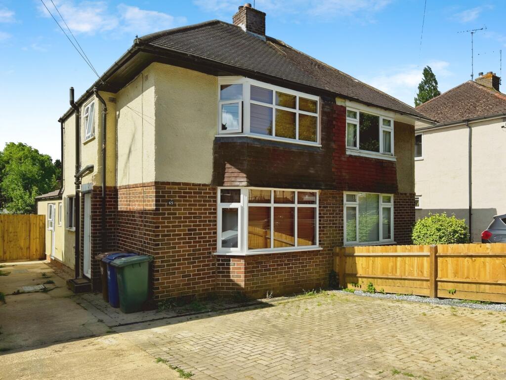 Main image of property: Sinclair Avenue, Banbury, Oxfordshire