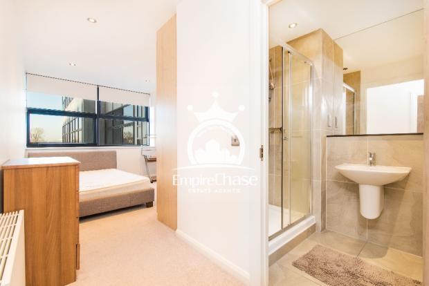 Apartment in Harrow - View 4