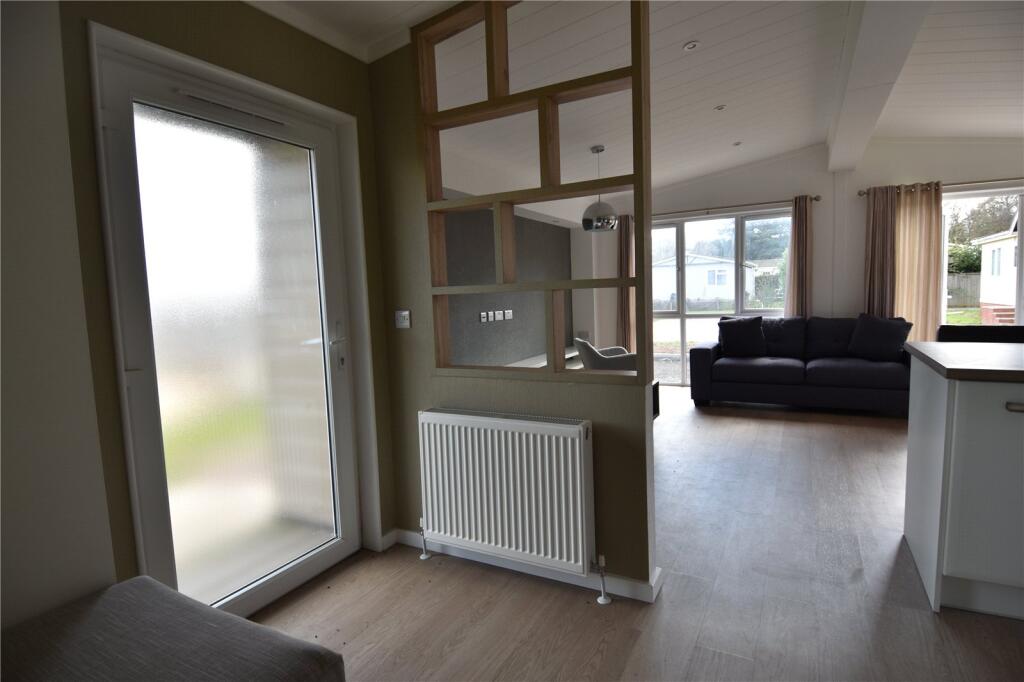 Doverdale Park Homes, Hampton Lovett, Droitwich, Worcestershire, WR9 photo 2