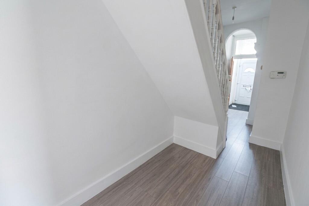 High Street, Connah's Quay, CH5 - View 5
