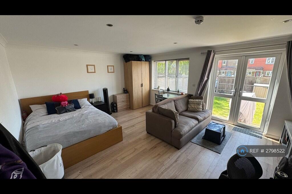 Main image of property: Courthouse Road, Maidenhead, SL6