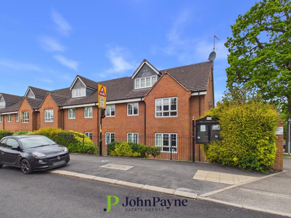 Main image of property: The Avenue, Whitley, Coventry, CV3