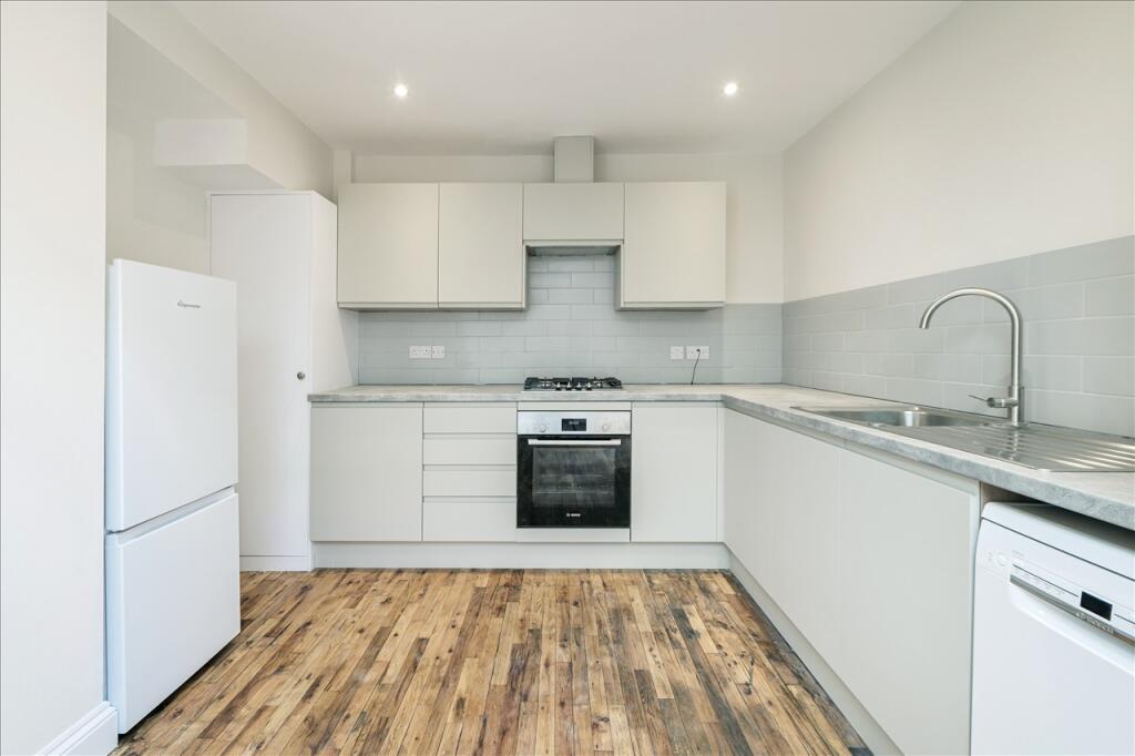 Apartment in London, Shepherd's Bush - View 4
