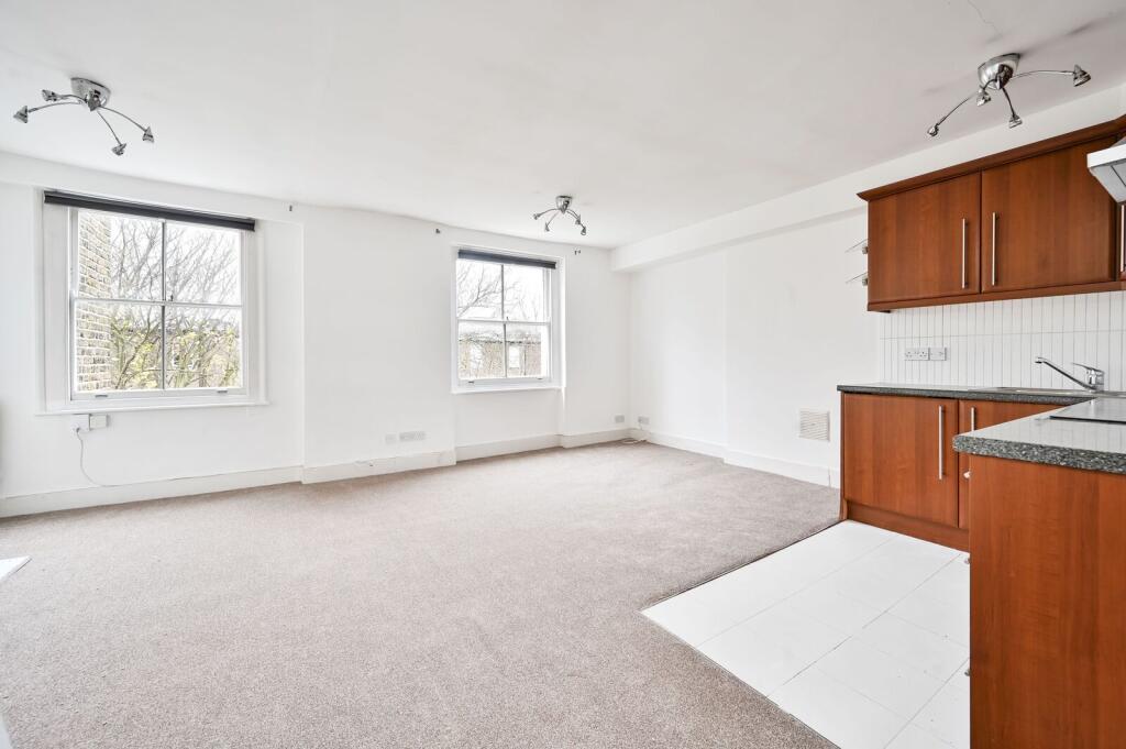 Apartment in London, Earl's Court - View 2