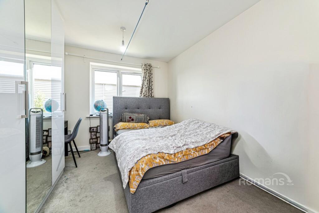 House in Reading, Whitley Wood - View 5
