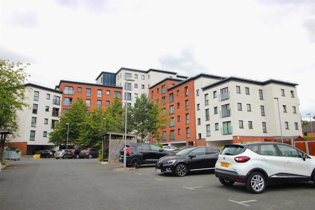 The Quadrant, Camp Street, Salford M7 - View 2