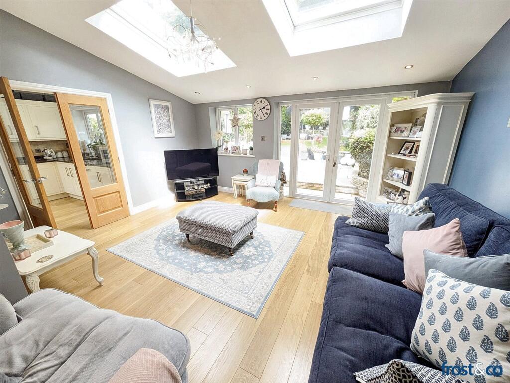 Additional image 3 of Worthington Crescent, Whitecliff, Poole, Dorset, BH14