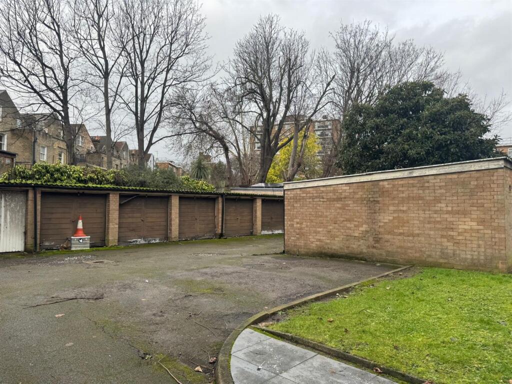 Main image of property: Greens Lane, London