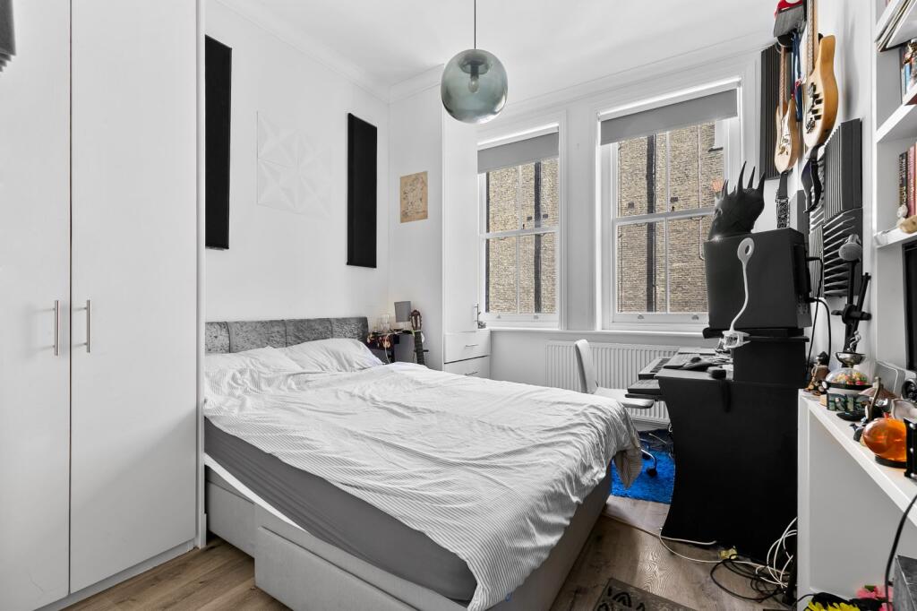 Apartment in London, Westminster, Victoria - View 4