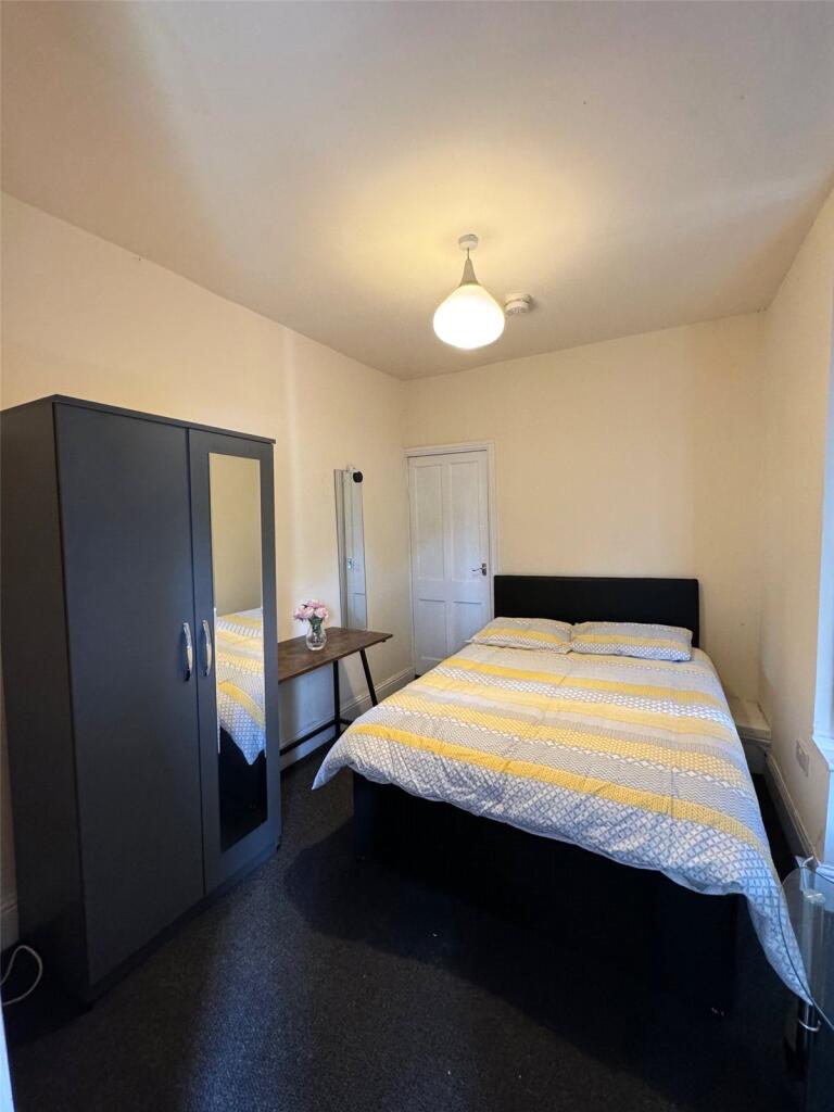 Main image of property: Pershore Road, Selly Park, Birmingham, B29