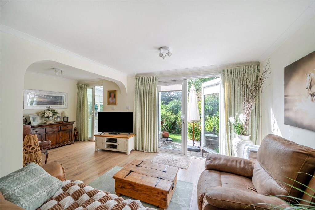 House in Bromley - View 3