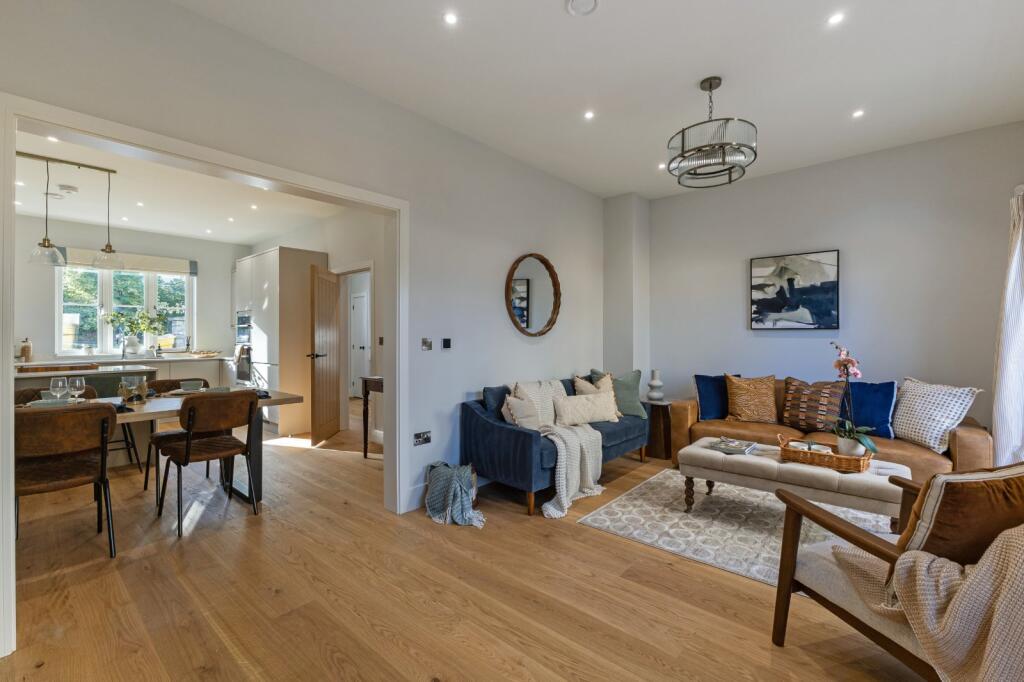 House in Bath - View 2