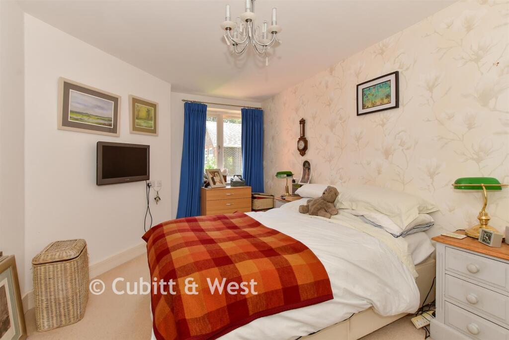 Station Road, Petworth, West Sussex photo 4