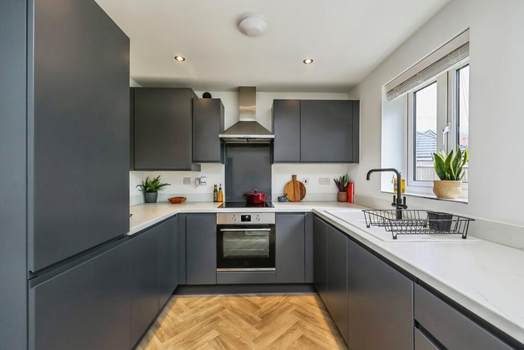 House in Ashfield, Hucknall - View 3