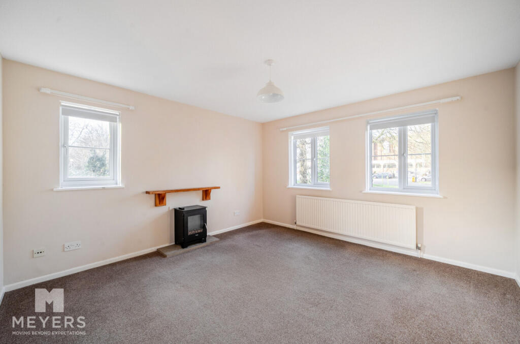 Apartment in Dorchester, Dorset - View 4