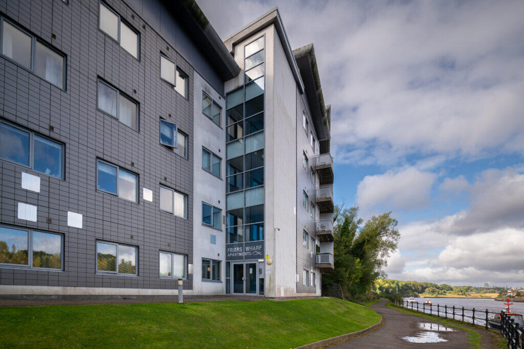 Main image of property: 4 Friars Wharf Apartments Green Lane Gateshead NE10 0QX