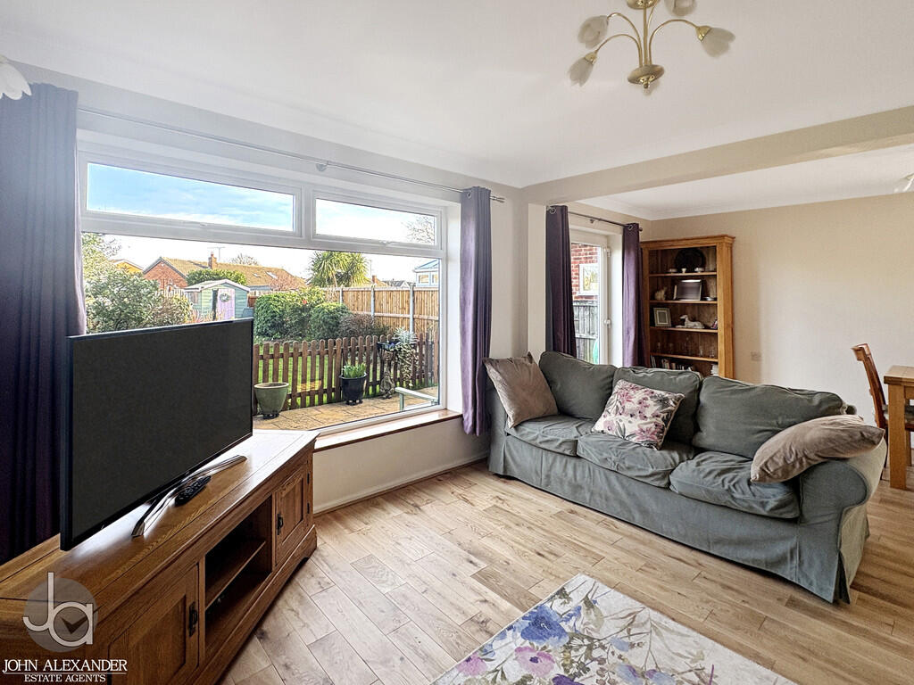 Carolina Way, Tiptree photo 4