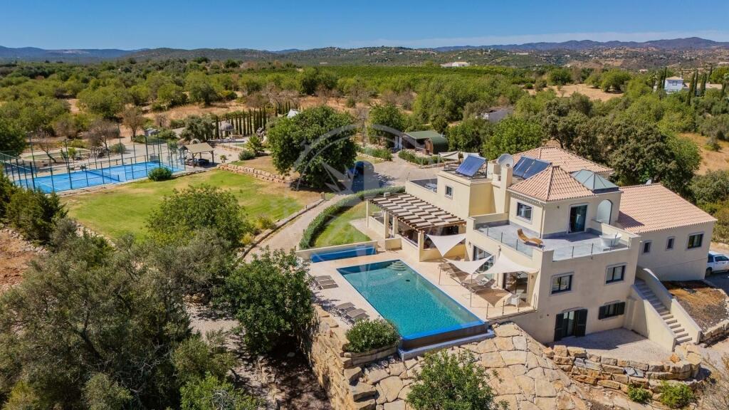 Main image of property: Algarve, Tavira (Santa Maria e Santiago)