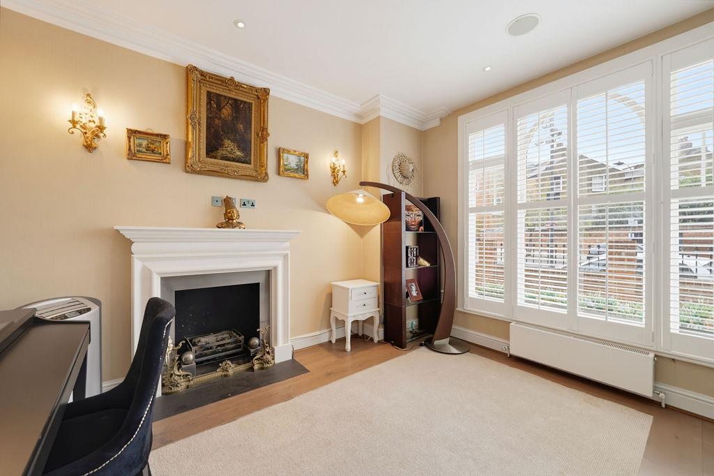 House in London - More