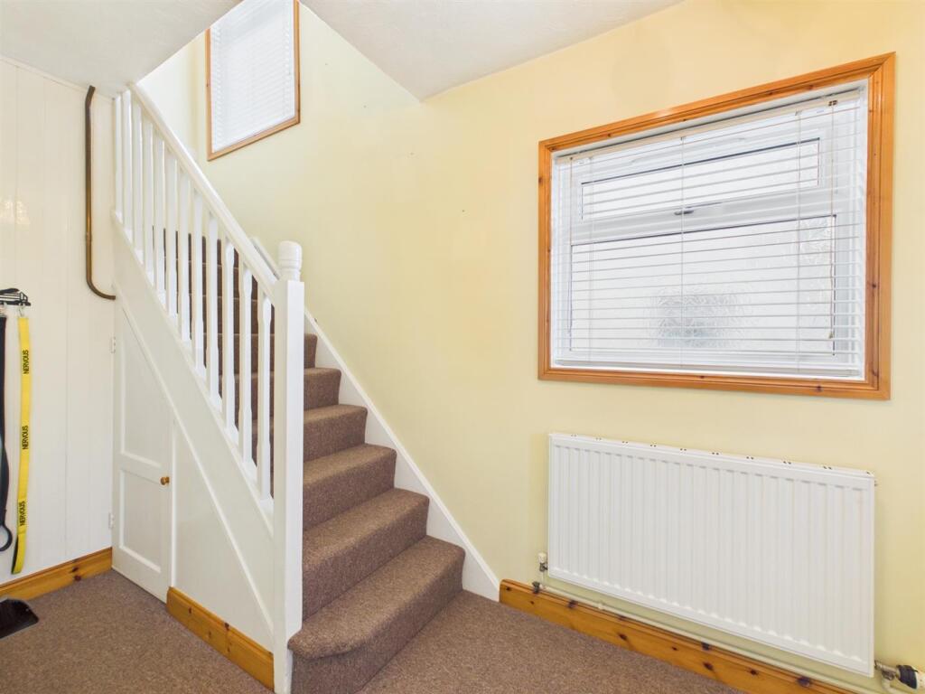Landseer Avenue, Lockleaze, Bristol photo 3