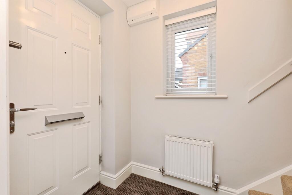 Cemetery Road, Langold, Worksop photo 2