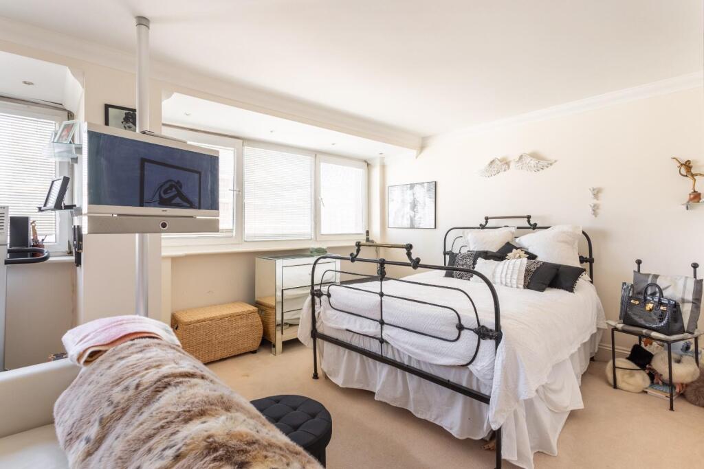 Property photo 9