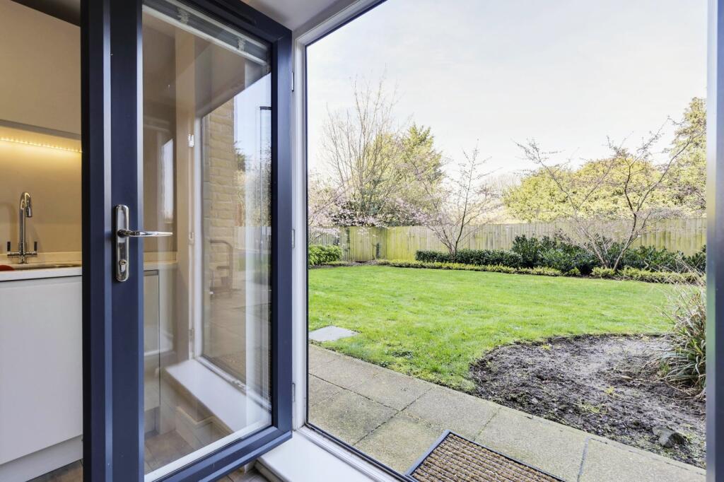 Additional image 12 of Waterside View, Harrogate Road, Bradford, West Yorkshire, BD10