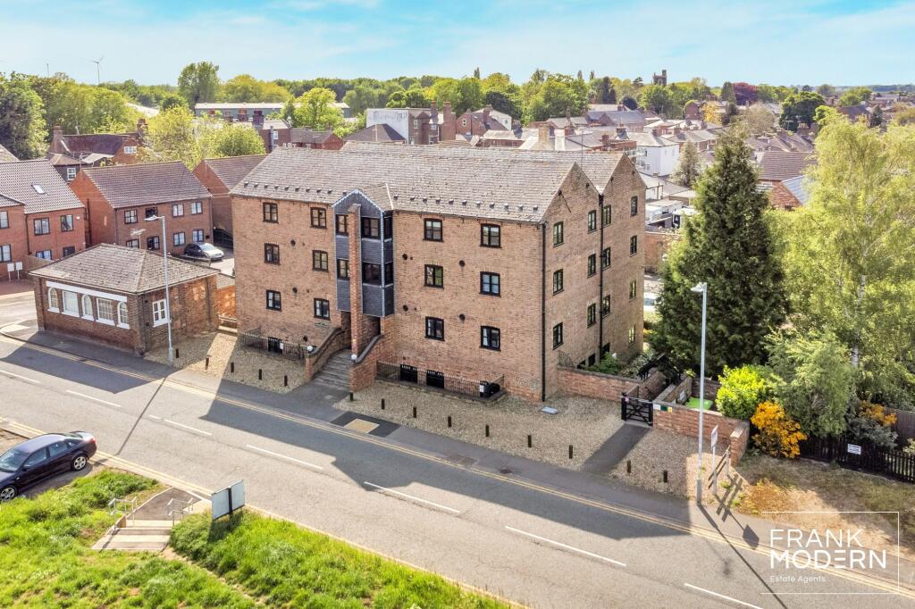 Main image of property: West Bank, Sutton Bridge, PE12