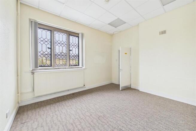 Former Lloyds Bank, 1, High Street Melksham, Wilts