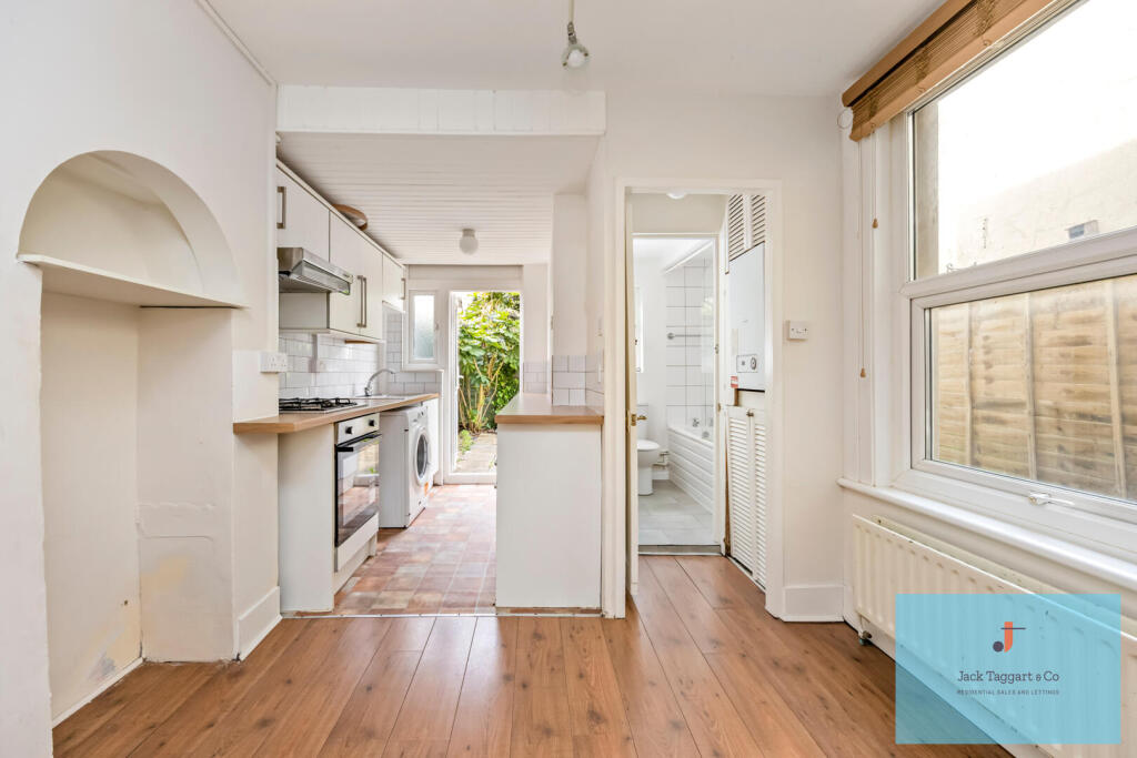 St Leonards Avenue, Hove - More