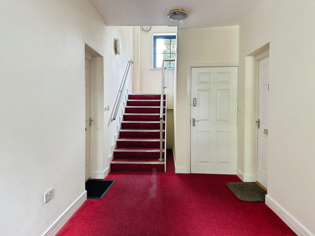 Apartment in South Staffordshire, Codsall - View 5