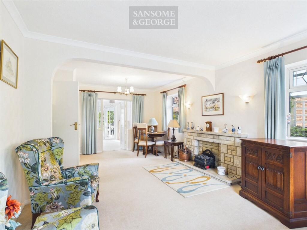 House in Stratfield Mortimer, Mortimer - More