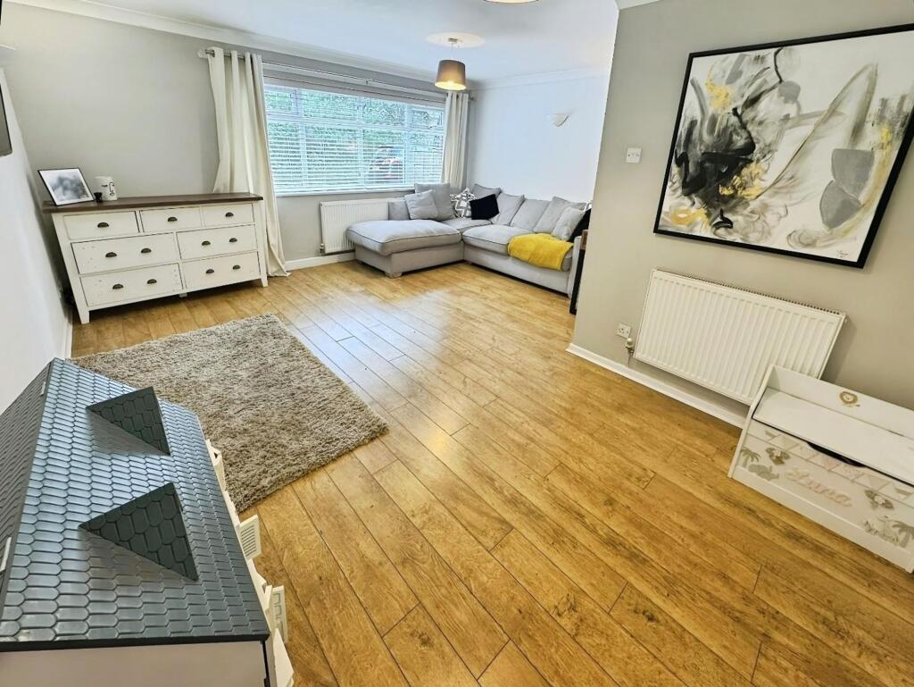 Altrincham Road, Wilmslow, SK9 photo 2