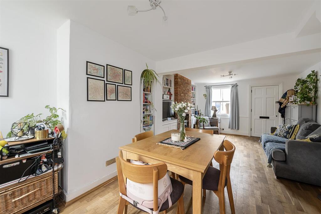 Additional image 4 of Cravells Road, Harpenden