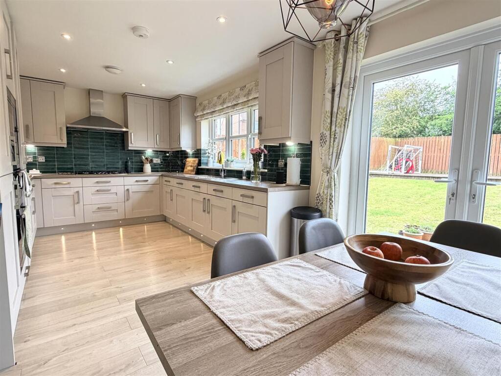 House in Preston - View 2