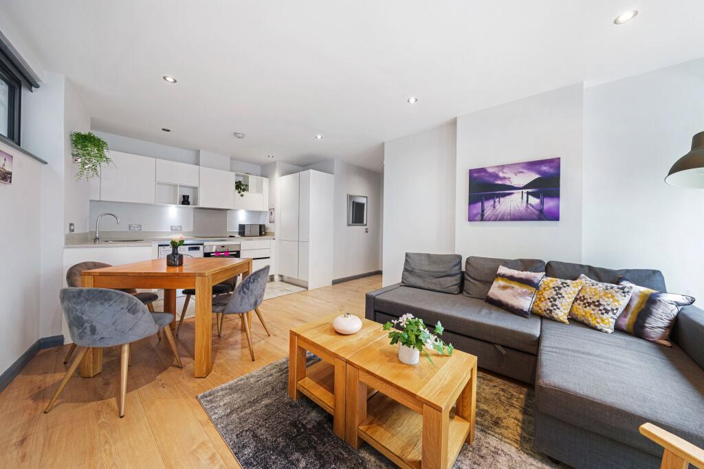 Main image of property: Tooley Street, London, SE1