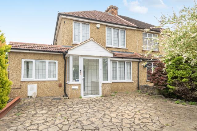 Main image of property: Alvista Avenue, Taplow, Maidenhead