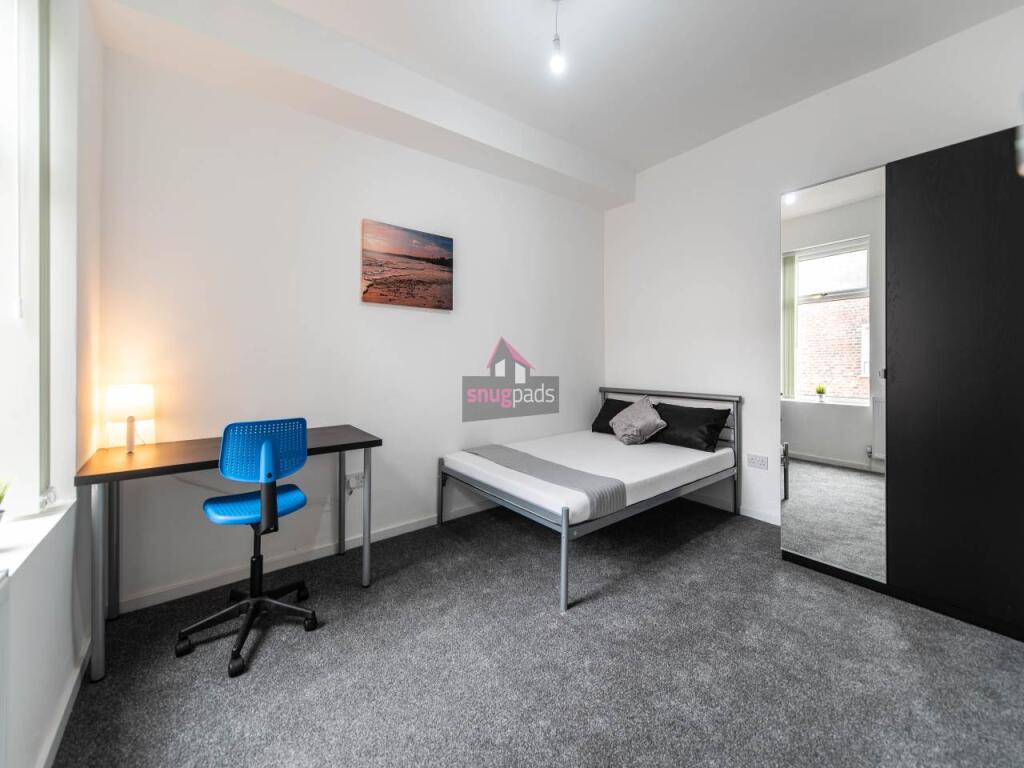 6 bedroom house for rent