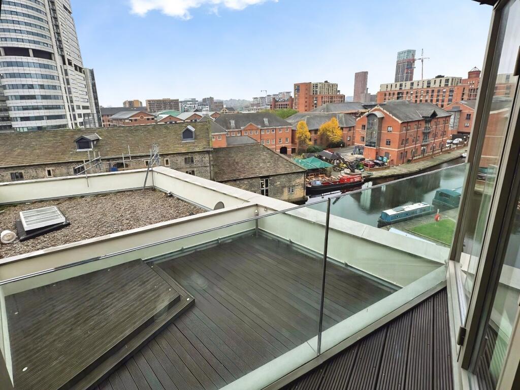 Main image of property: Wharf Approach, Leeds, West Yorkshire, LS1