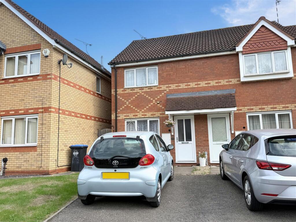 2 Bedroom Terraced in CV21 1XJ