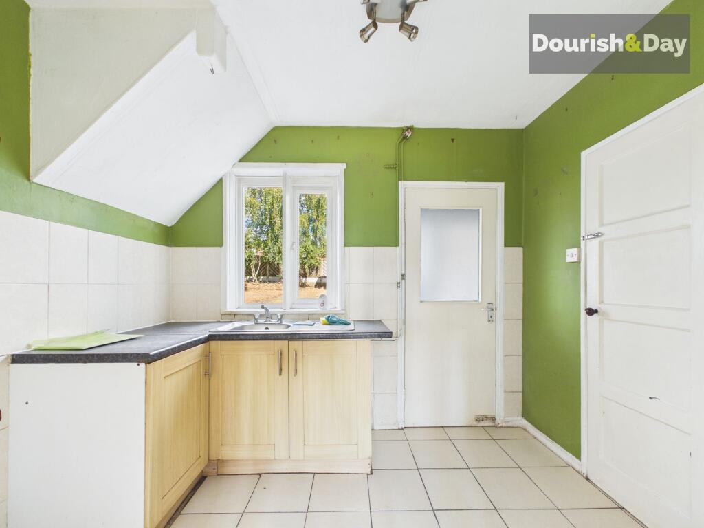 House in Stafford, Hixon - View 3