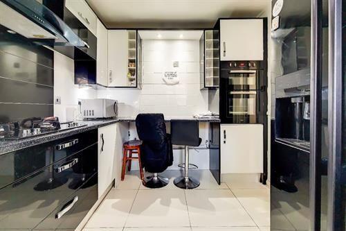 Apartment in London - View 3