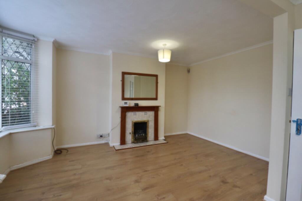 House in Northampton, Sunnyside, Kingsthorpe - View 3