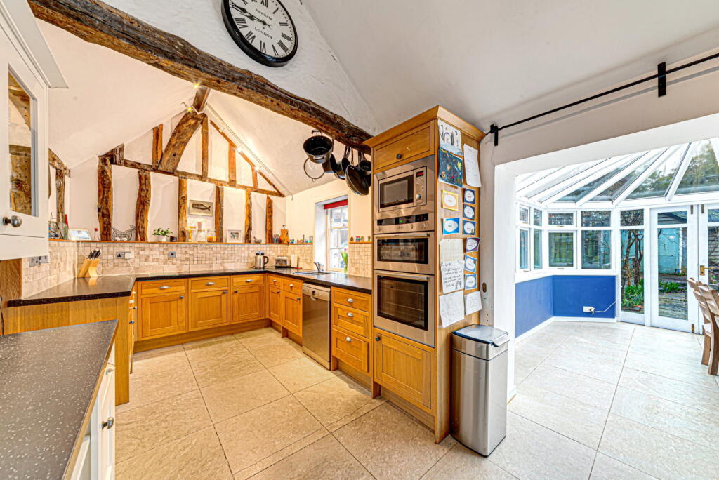House in Tonbridge - View 4