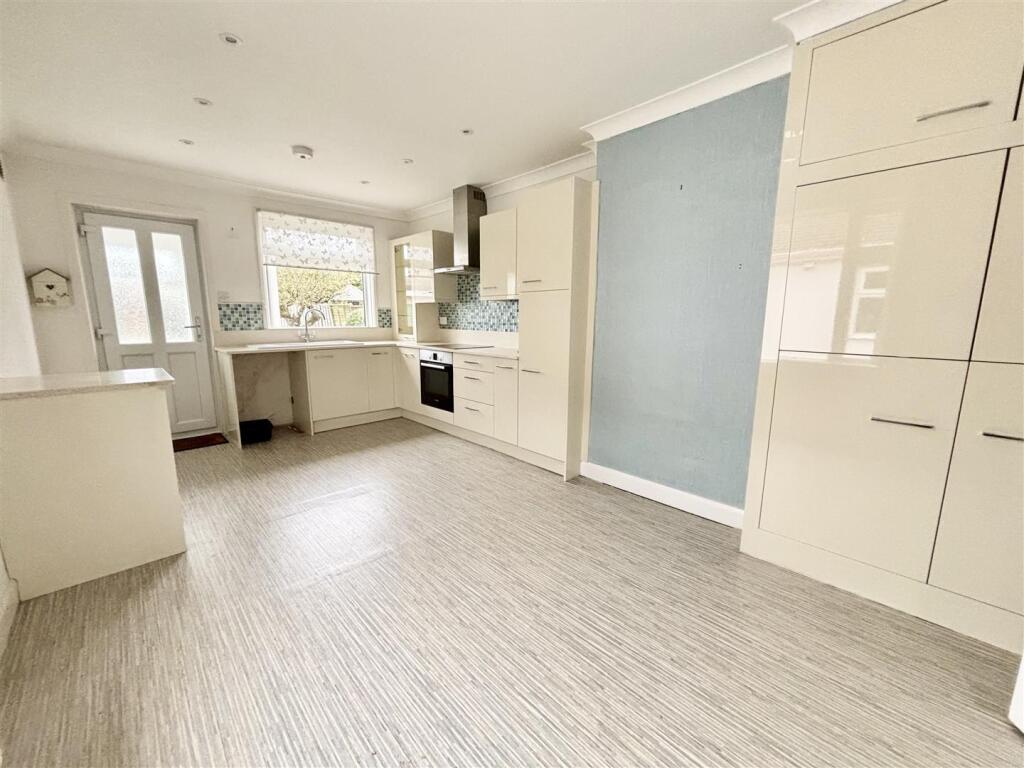 House in Poole, Hamworthy - View 3