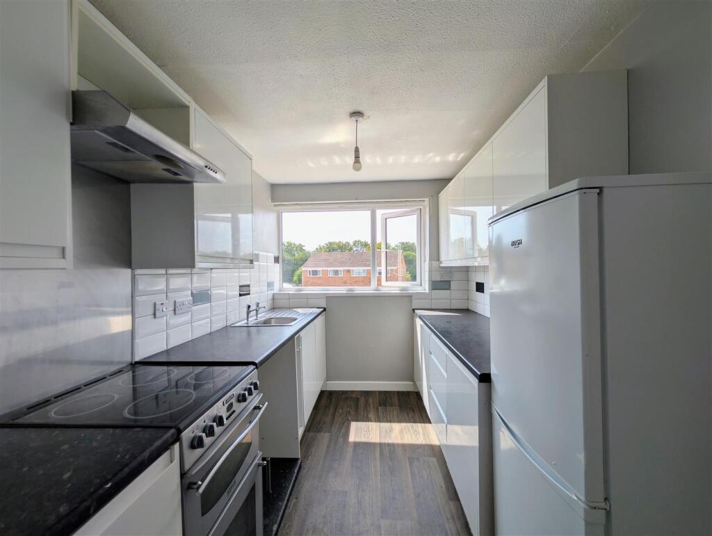 Apartment in Gloucester, Quedgeley - View 2