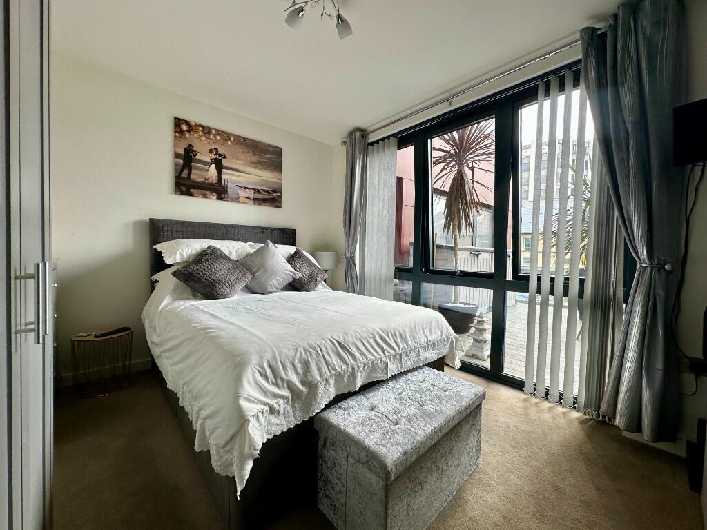 Apartment in Poole - View 5